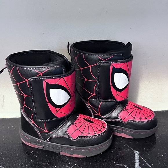 Spider-Man by Marvel Toddler Boys Light-up Mid-Calf Boot, Size 11 - Picture 2 of 6